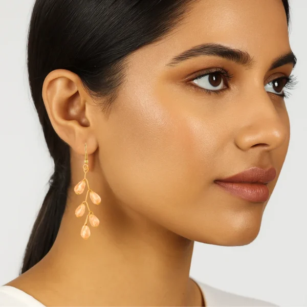 Floral Vine-Inspired Dangling Earring - Image 3